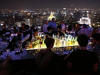 Moonbar